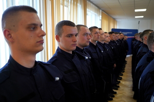 Ślubowanie nowych policjantów