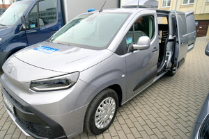 Uroczyste przekazanie pojazdów służbowych