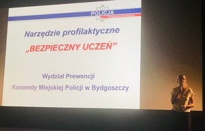 Agnieszka Strahl podczas prelekcji założeń programu.