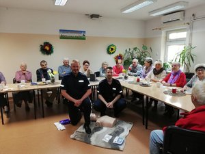 Zdjęcie grupowe uczestników spotkania.