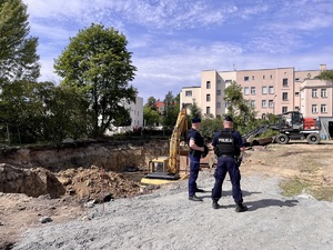 Policjanci na miejscu zdarzenia