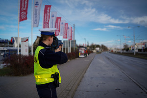 Policjanci Wydziału Ruchu Drogowego w trakcie działań &quot;Bezpieczny pieszy&quot;