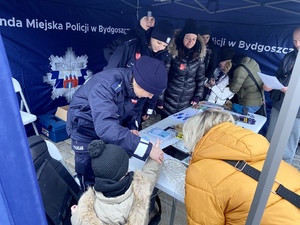 Policjanci podczas finału WOŚP w Bydgoszczy.