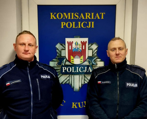 Dwóch policjantów z Komisariatu Policji w Solcu Kujawskim