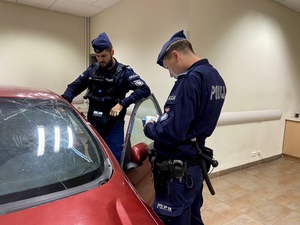 Policjanci podczas bydgoskich eliminacji do zawodów „Patrol roku 2024”.