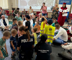 Policjanci w trakcie spotkania