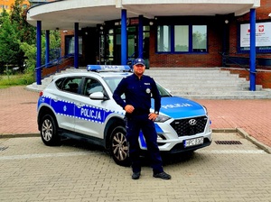 policjant sierżant sztabowy Bartosz Lewandowski