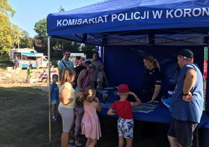 Policjanci podczas dożynek