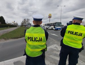 Policjanci podczas działań.
