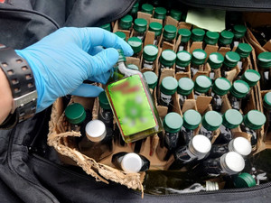 zabezpieczone środki psychotropowe i substancje odurzające oraz inne przedmioty służące do wytwarzania i przetwarzania narkotyków