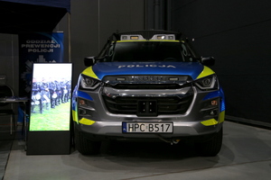 Bydgoscy policjanci wśród wystawców na Międzynarodowych Targach Bezpieczeństwa i Obronności „LOGIS-MIL 2025”