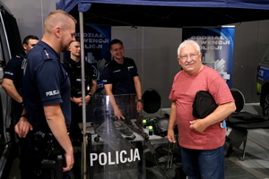 Bydgoscy policjanci wśród wystawców na Międzynarodowych Targach Bezpieczeństwa i Obronności „LOGIS-MIL 2025”
