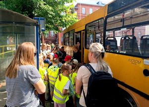 „Piknik bezpieczeństwa i życzliwości dla niepełnosprawnych” z profilaktykami ze śródmiejskiego komisariatu