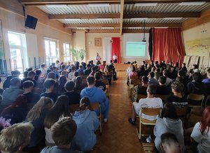 Bezpieczne wakacje „na kółkach” i wodzie w koronowskim komisariacie