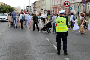 Bydgoscy policjanci czuwali nad bezpiecznym przebiegiem procesji Bożego Ciała