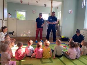 spotkanie śródmiejskich policjantów z dziećmi