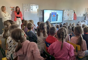 Policyjni profilaktycy w przedszkolu „Mały Poliglota”