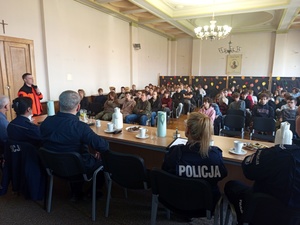 Uczestnicy podczas debaty.