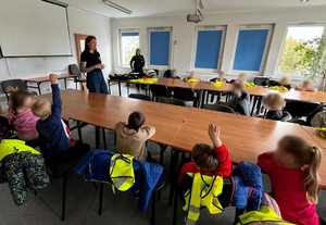 Przedszkolaki z wizytą u policjantów na bydgoskich Wyżynach