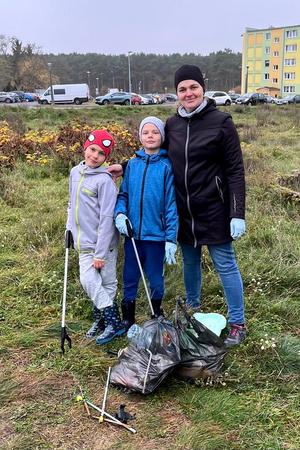 Policjanci i pracownicy bydgoskiej komendy miejskiej włączyli się w akcję „Godzina dla Marcina”