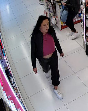 podejrzewana osoba na terenie sklepu