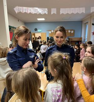 Śródmiejscy policjanci o bezpieczeństwie podczas ferii zimowych