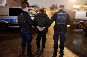 Odpowie za pobicie dwóch kobiet i zniszczenie mienia