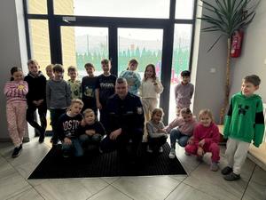 Białobłocki dzielnicowy na półkoloniach w Cielu