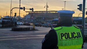 Policjanci podczas zabezpieczenia meczu.