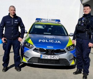 patrol przy radiowozie