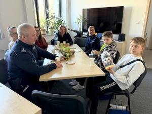 Podziękowania za wzorową postawę dla Aleksandra i Oliwiera