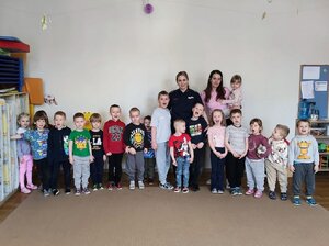 zdjęcie grupowe uczestników spotkania