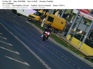 pomiar prędkości motocyklisty