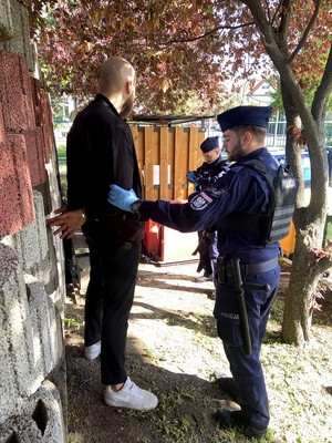 Policjanci podczas zawodów.
