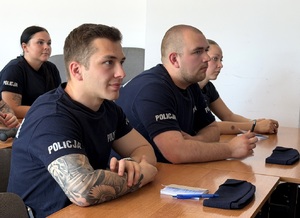 Kursanci ze Szkoły Policji w Pile patrolują ulice Bydgoszczy