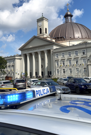 Bydgoscy policjanci czuwali nad bezpiecznym przebiegiem procesji Bożego Ciała