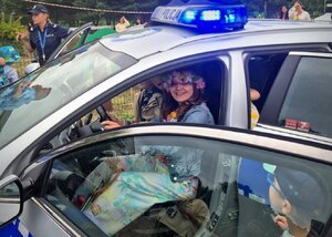 Białobłoccy policjanci gościli na festynie w Łochowie